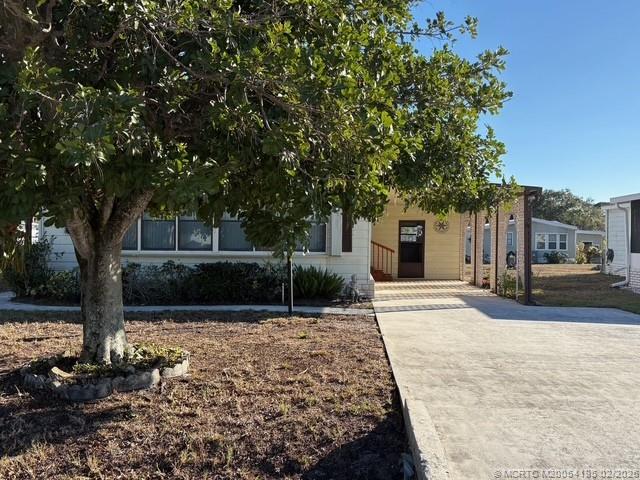 2592 SW Thunderbird Trail