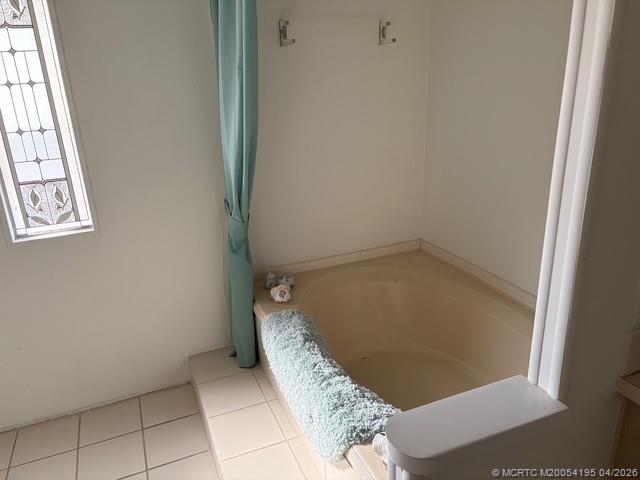 2592 SW Thunderbird Trail