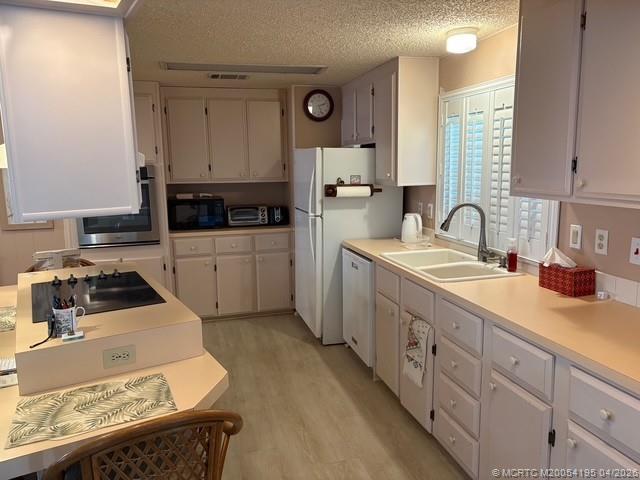2592 SW Thunderbird Trail