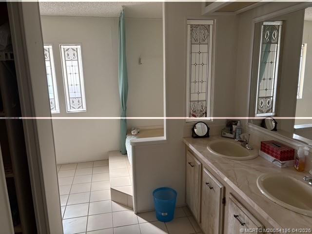 2592 SW Thunderbird Trail