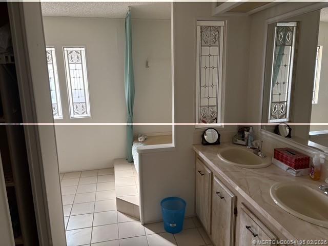 2592 SW Thunderbird Trail