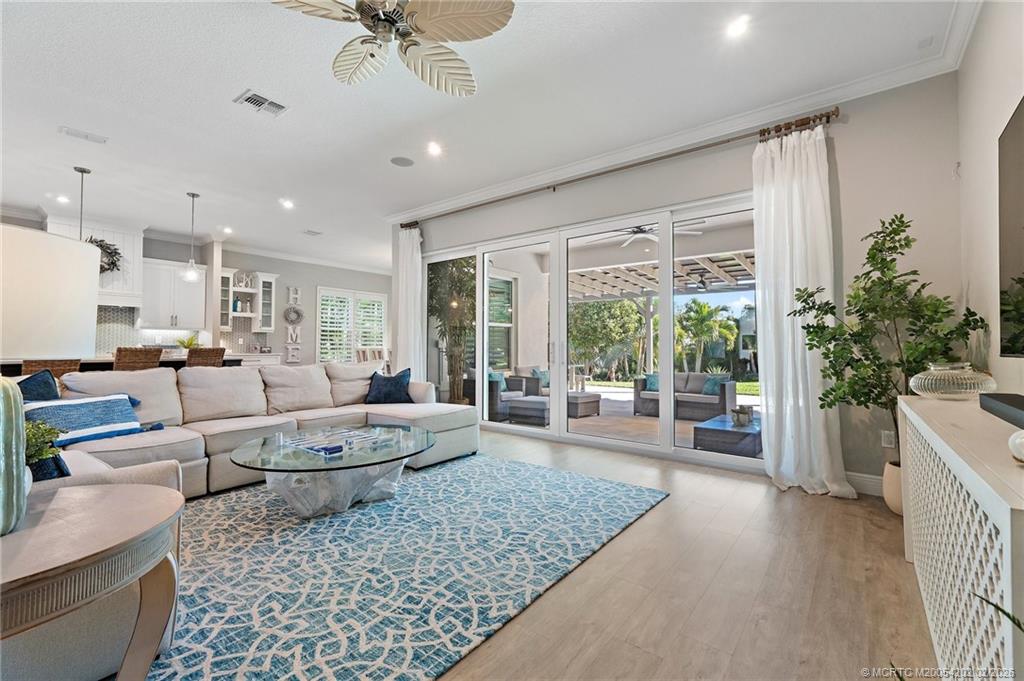 1341 NE Langford Lane