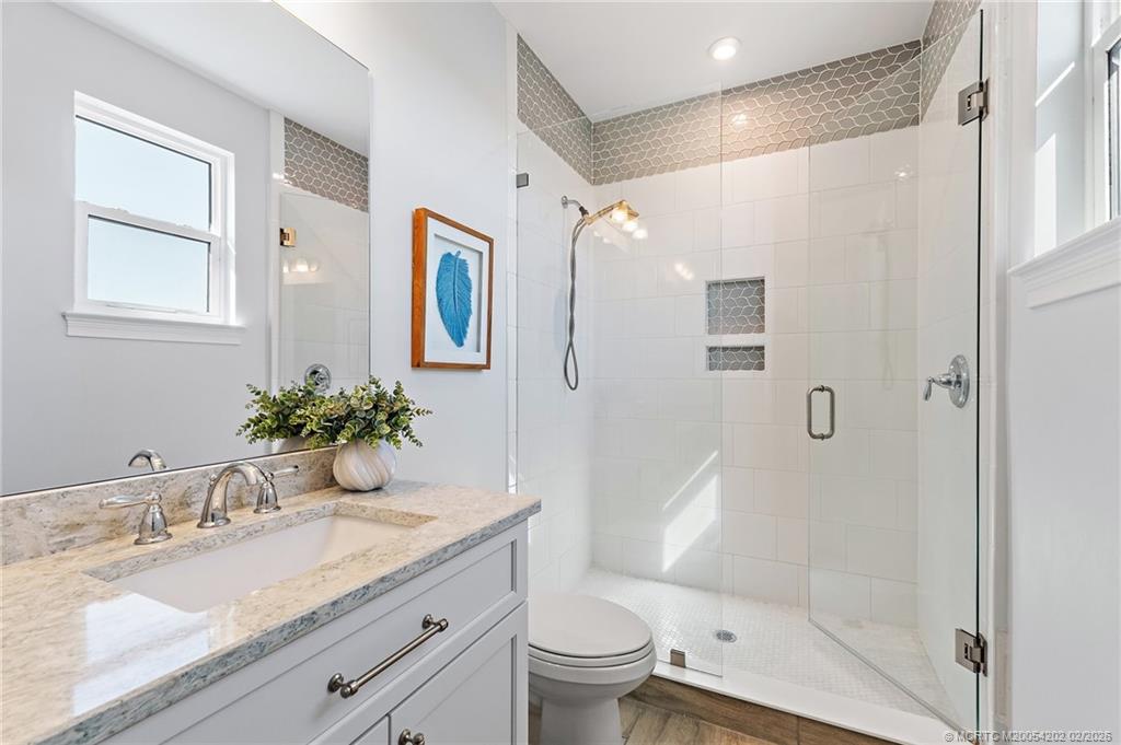 1341 NE Langford Lane