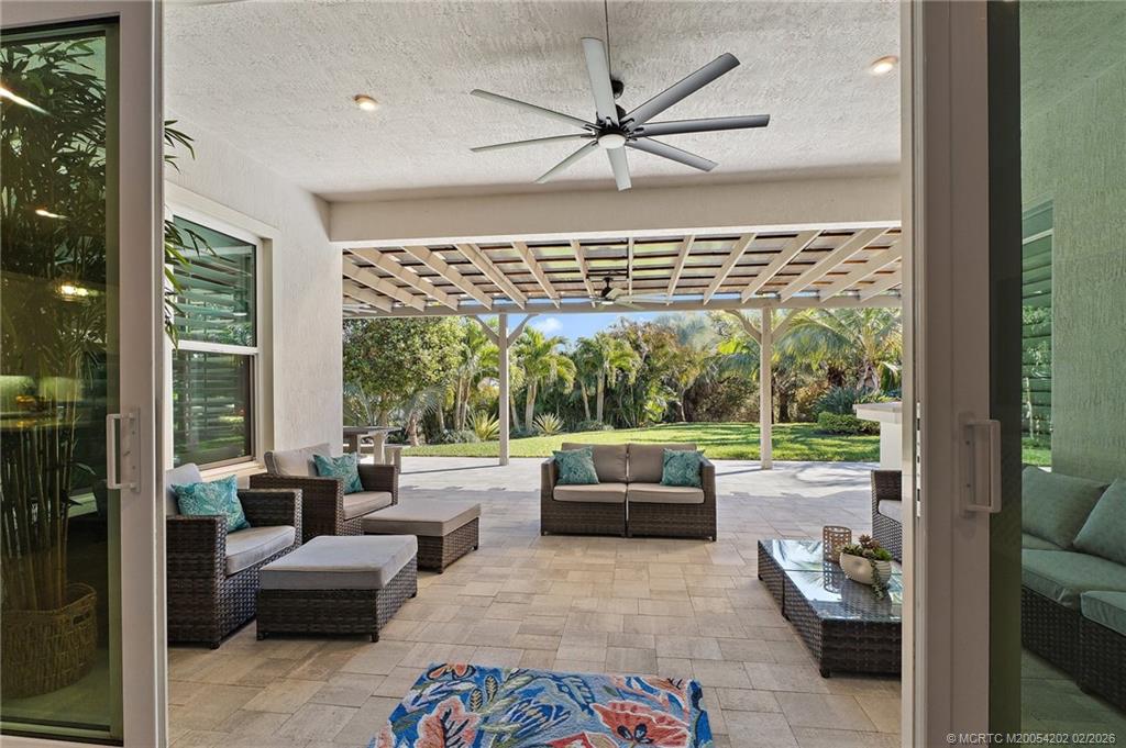 1341 NE Langford Lane