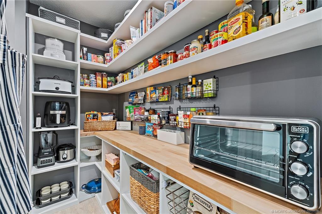 1341 NE Langford Lane