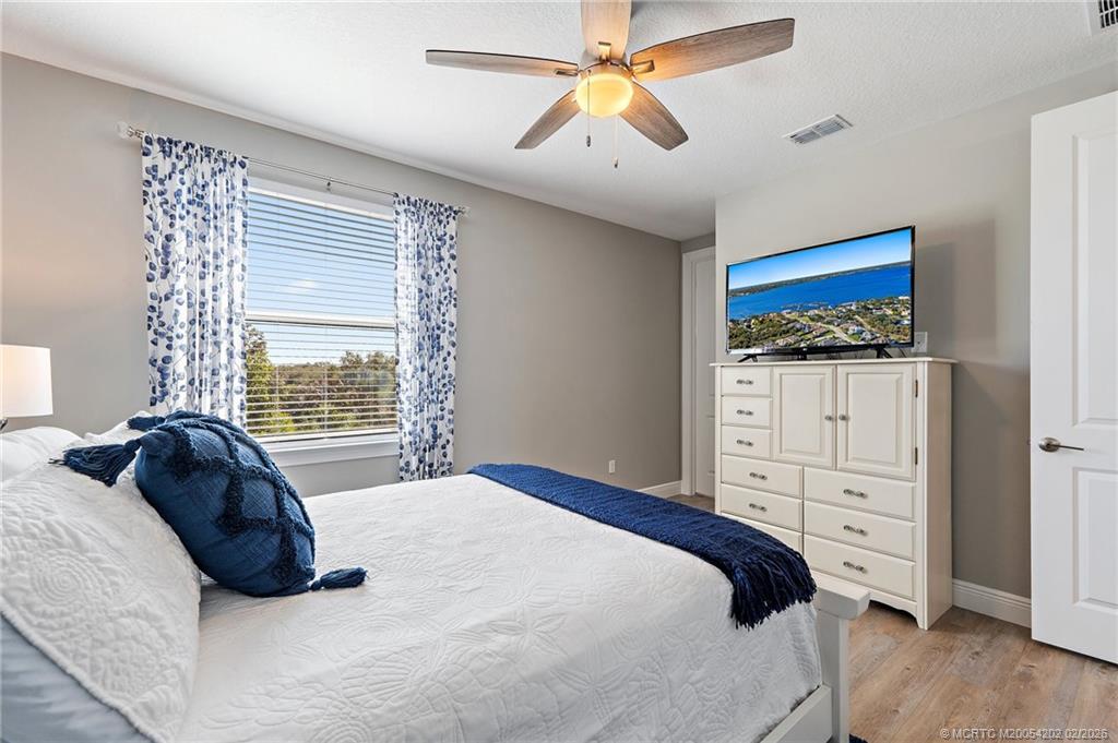 1341 NE Langford Lane