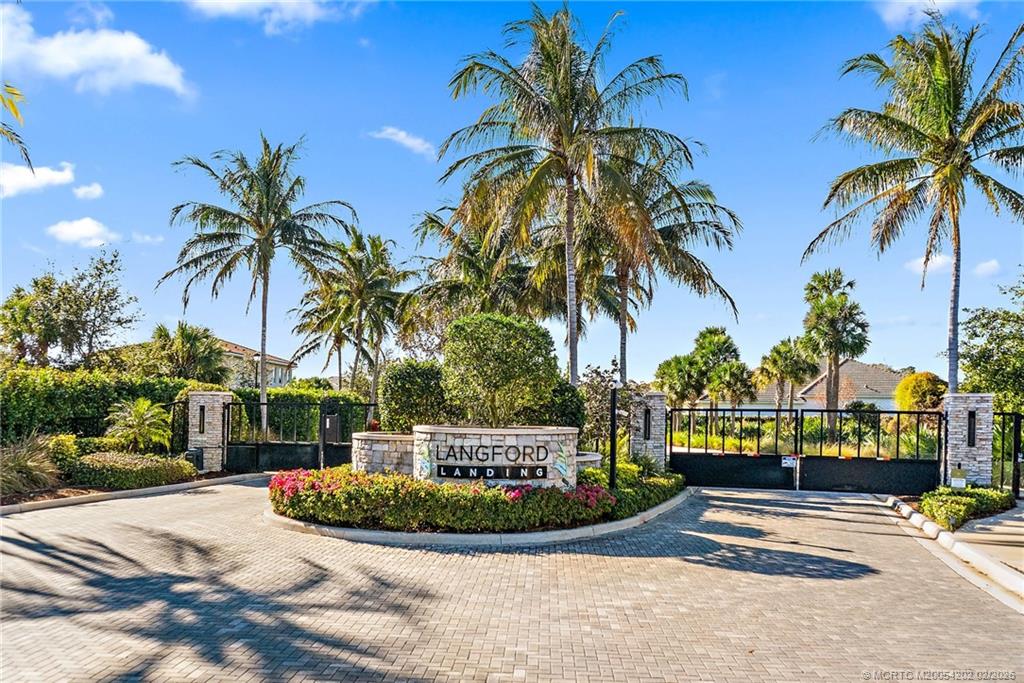 1341 NE Langford Lane