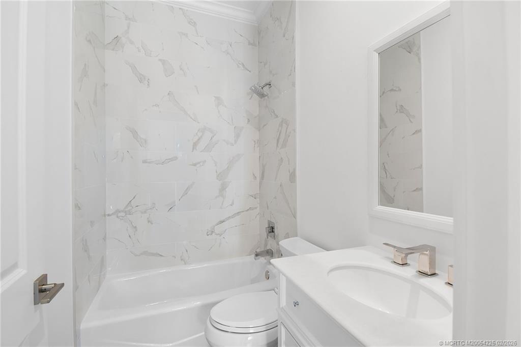 8109 SE Asaro Street