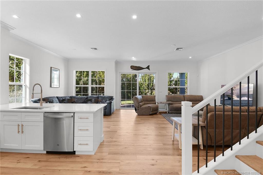 8109 SE Asaro Street