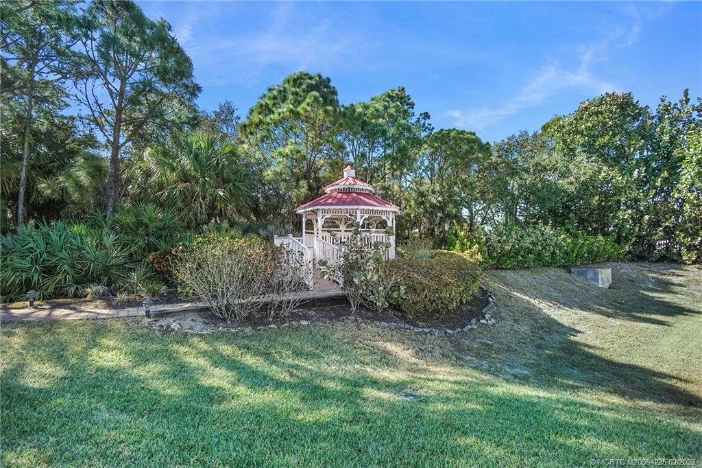 8109 SE Asaro Street