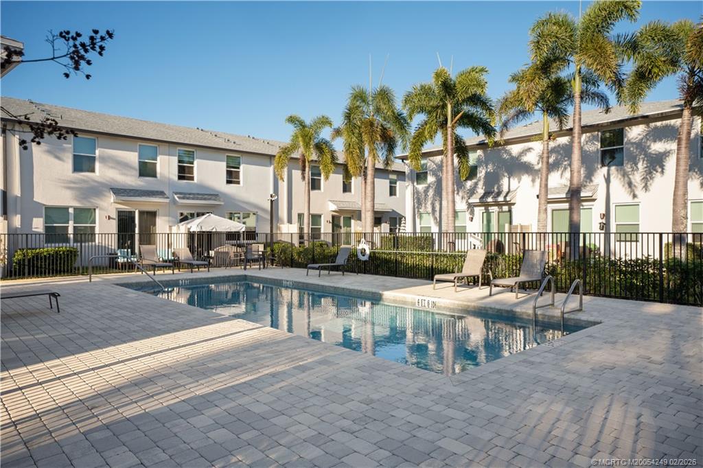 3931 SE Mentmore Lane