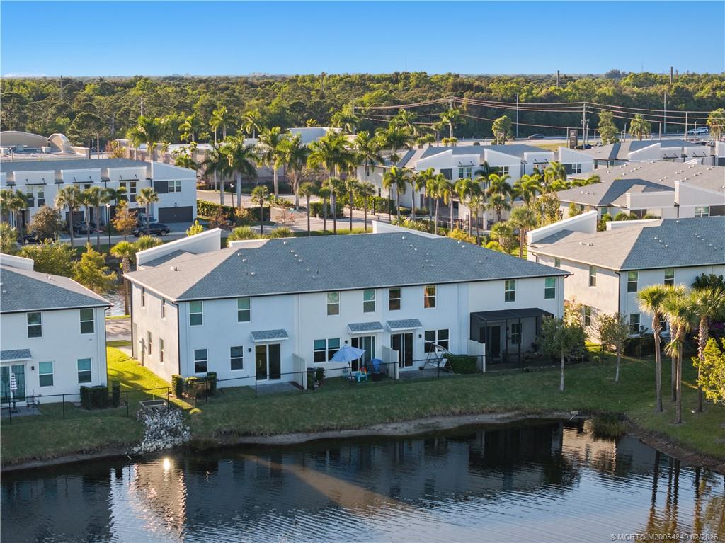 3931 SE Mentmore Lane