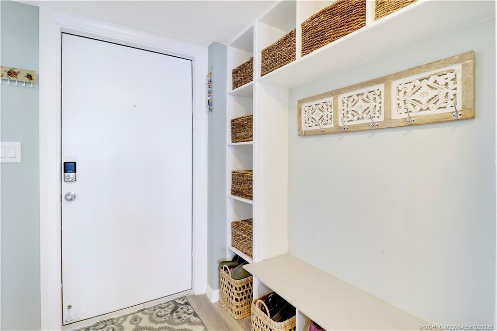 10000 S Ocean Drive 704