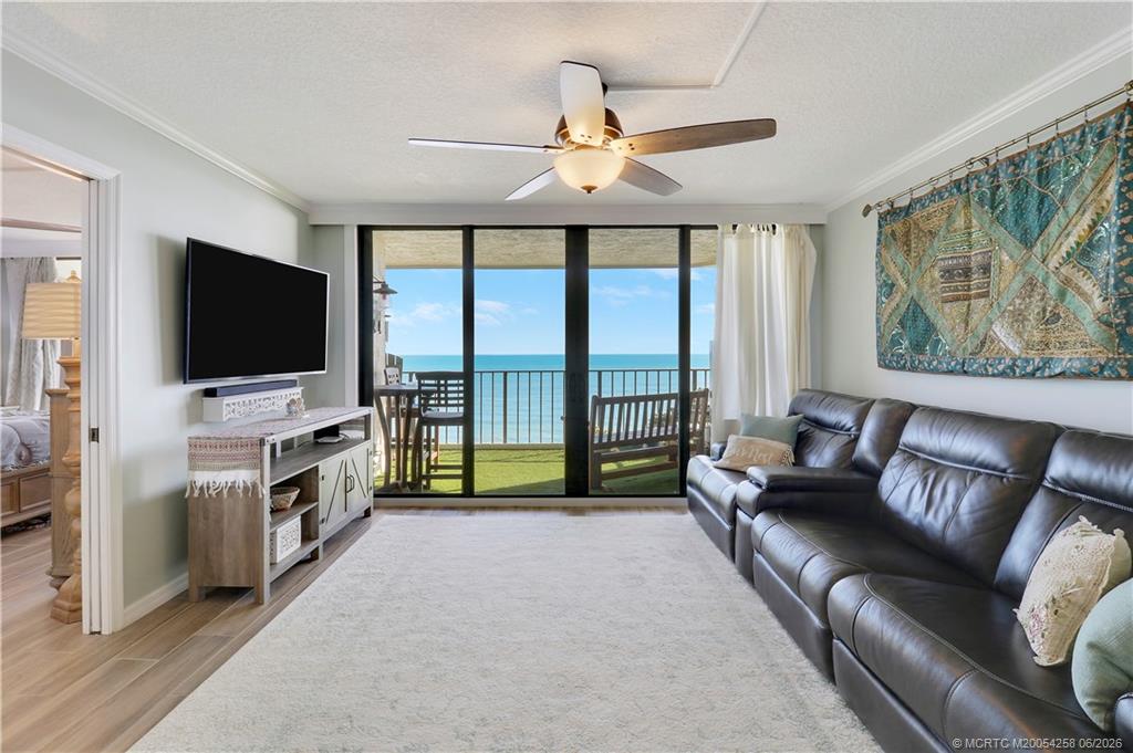 10000 S Ocean Drive 704
