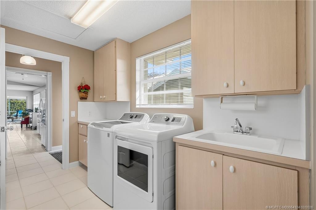 1705 SW Waterfall Blvd