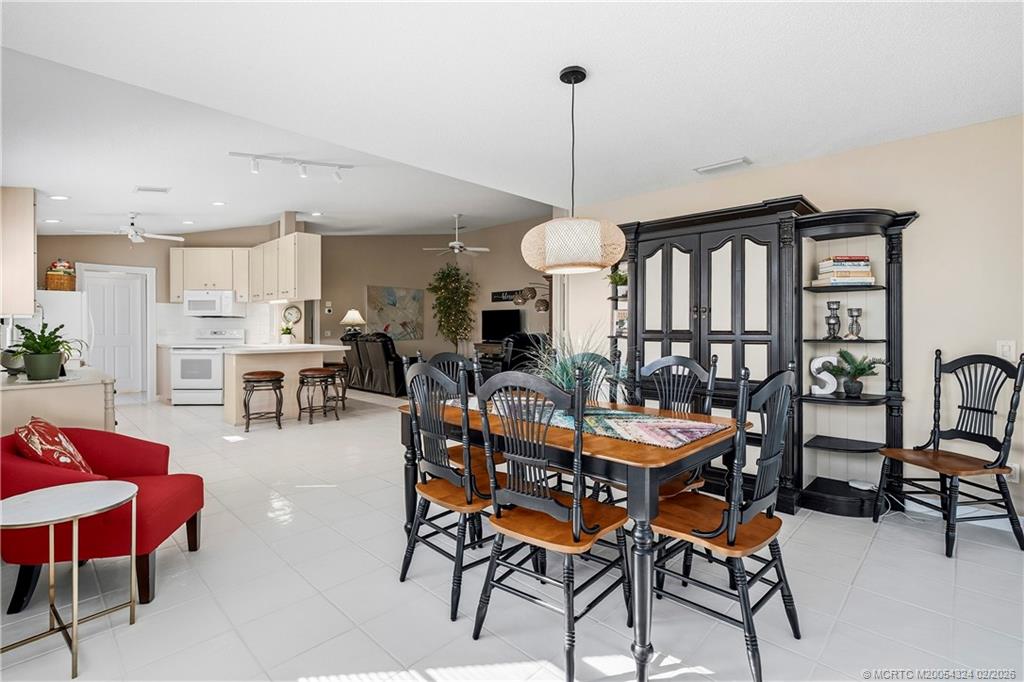 1705 SW Waterfall Blvd