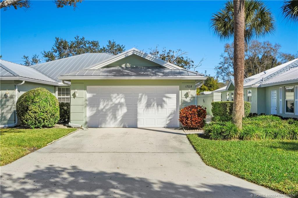 1705 SW Waterfall Blvd