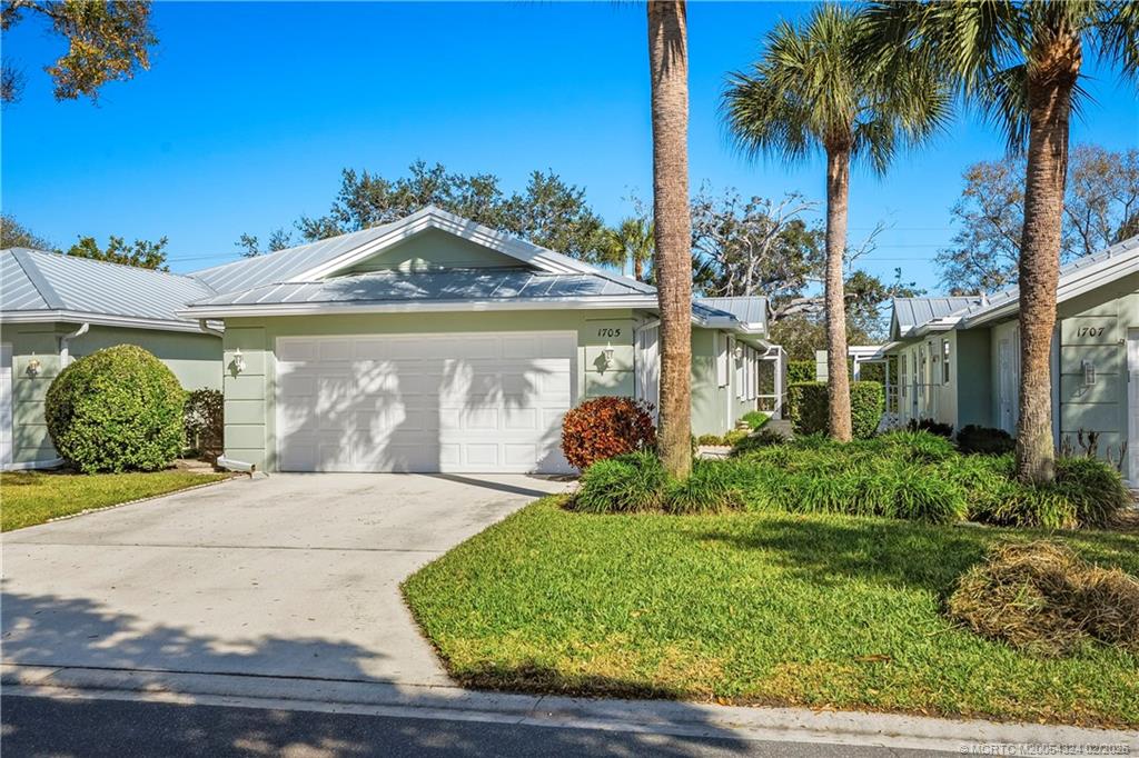 1705 SW Waterfall Blvd