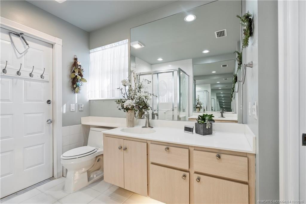 1705 SW Waterfall Blvd