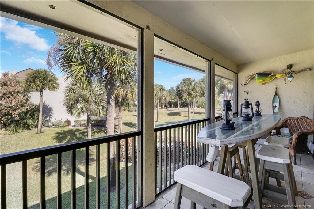 1600 NE Dixie Highway 4-206