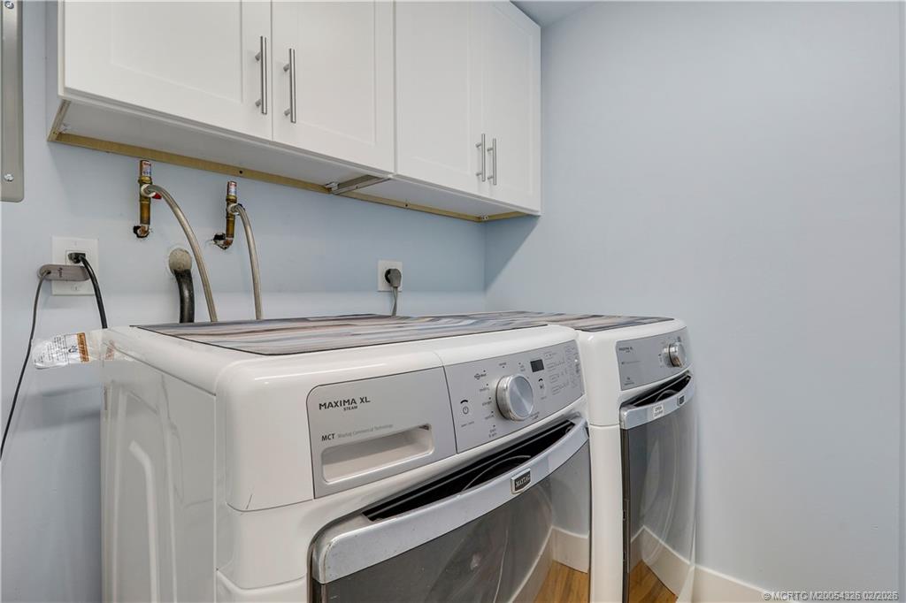 1600 NE Dixie Highway 4-206