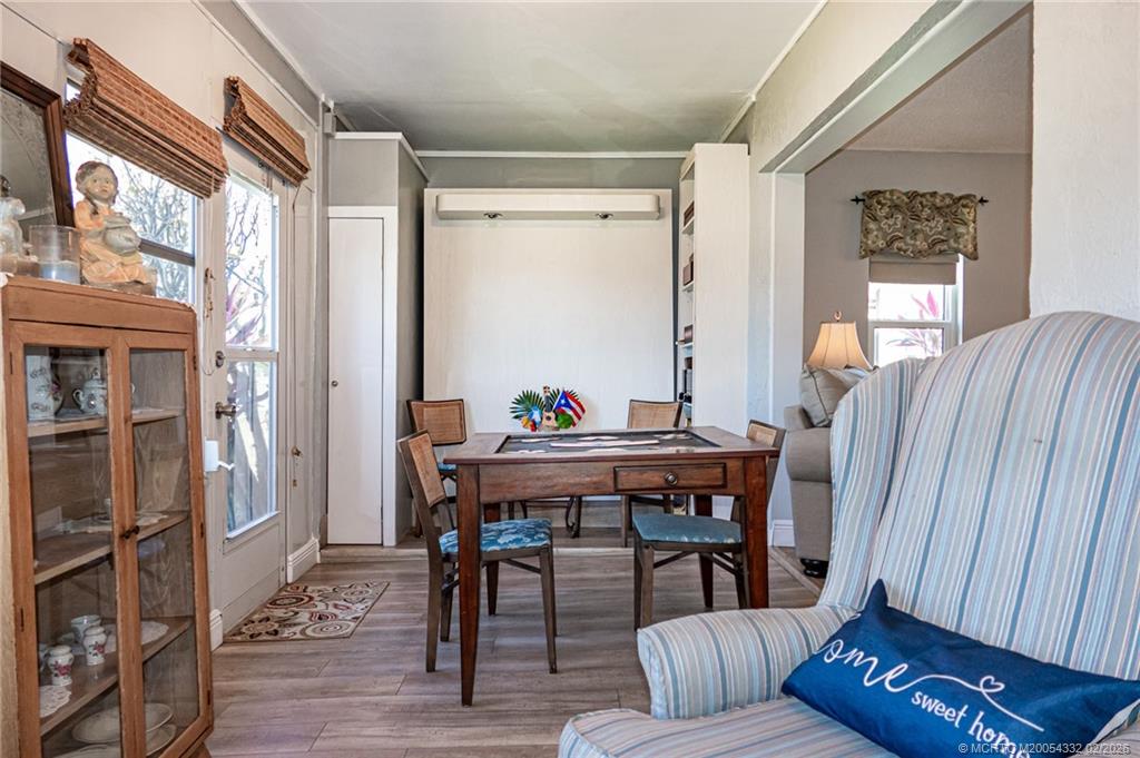 6531 SE Federal Highway Q101