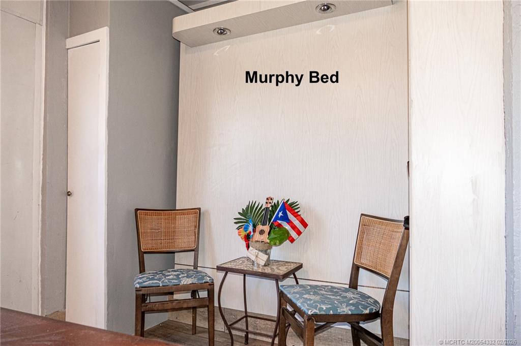 6531 SE Federal Highway Q101