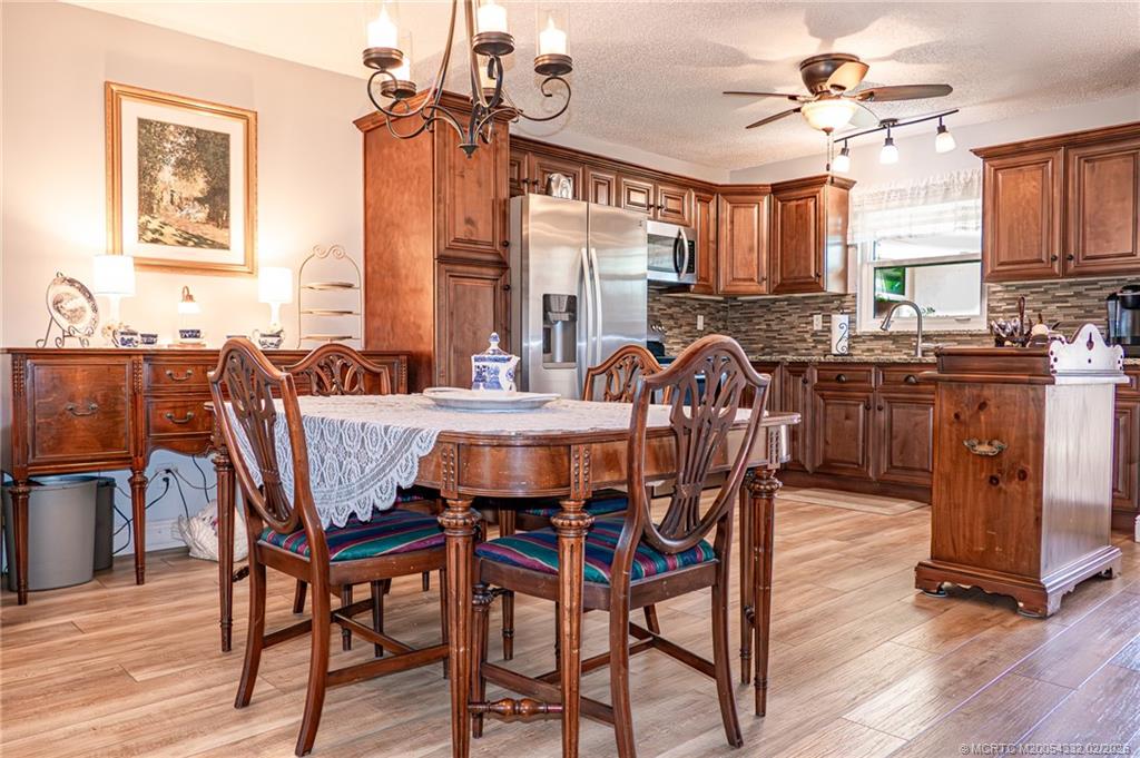 6531 SE Federal Highway Q101