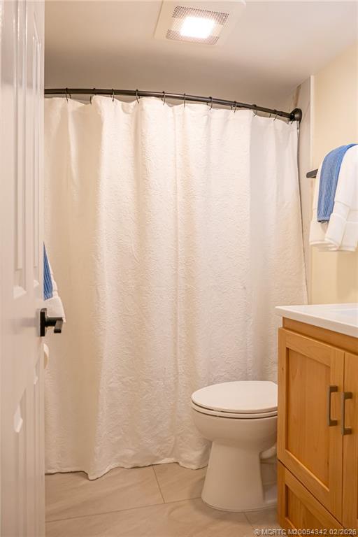 162 SE Saint Lucie Blvd 204B