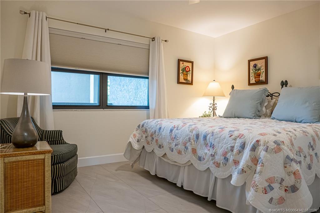 162 SE Saint Lucie Blvd 204B