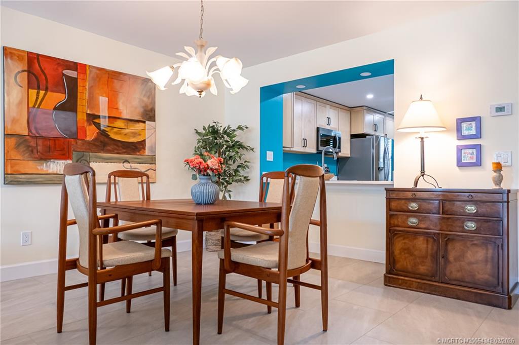 162 SE Saint Lucie Blvd 204B