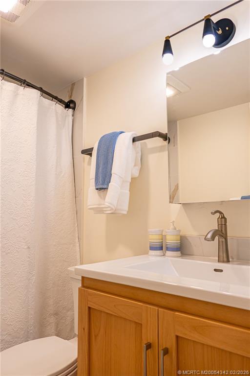 162 SE Saint Lucie Blvd 204B