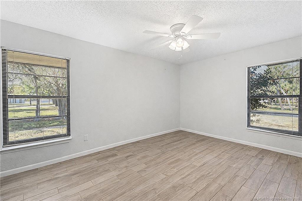 3907 NW Cinnamon Tree Circle