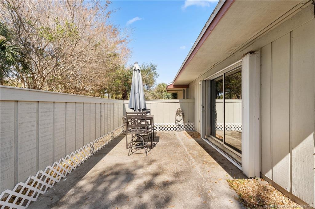 3907 NW Cinnamon Tree Circle