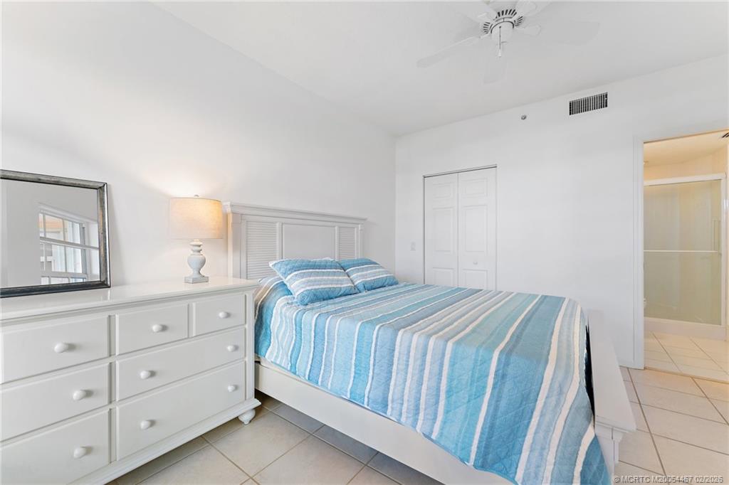 5800 NE Island Cove Way 2202