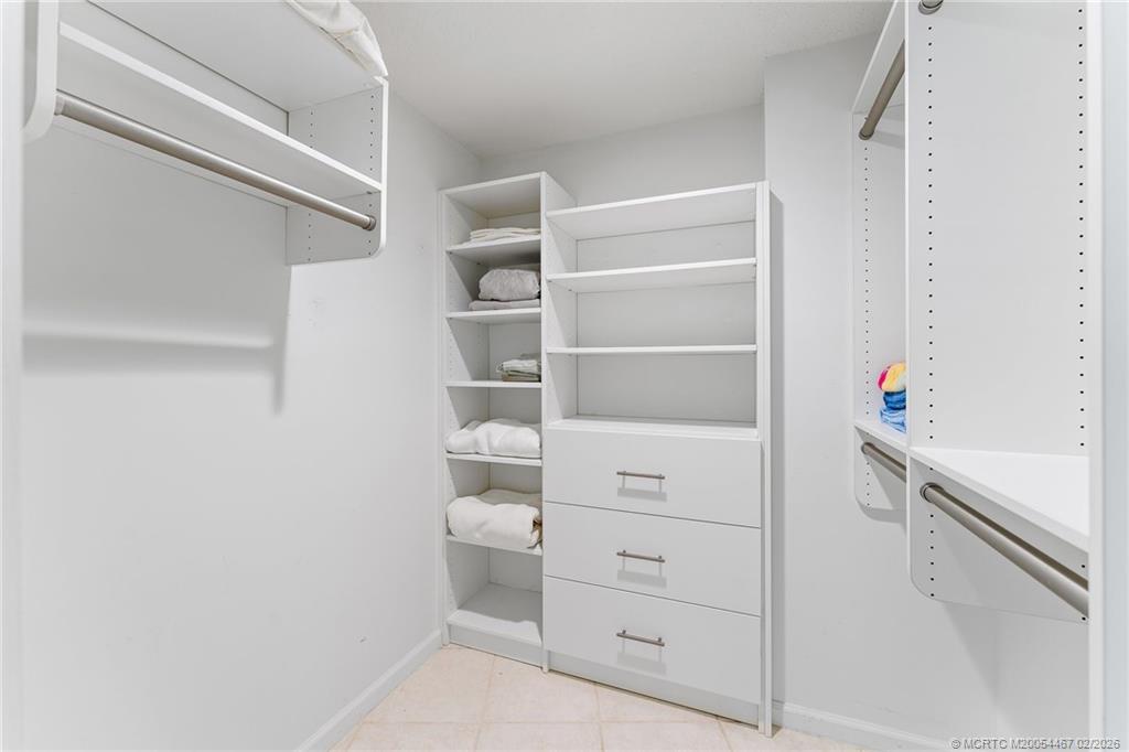 5800 NE Island Cove Way 2202