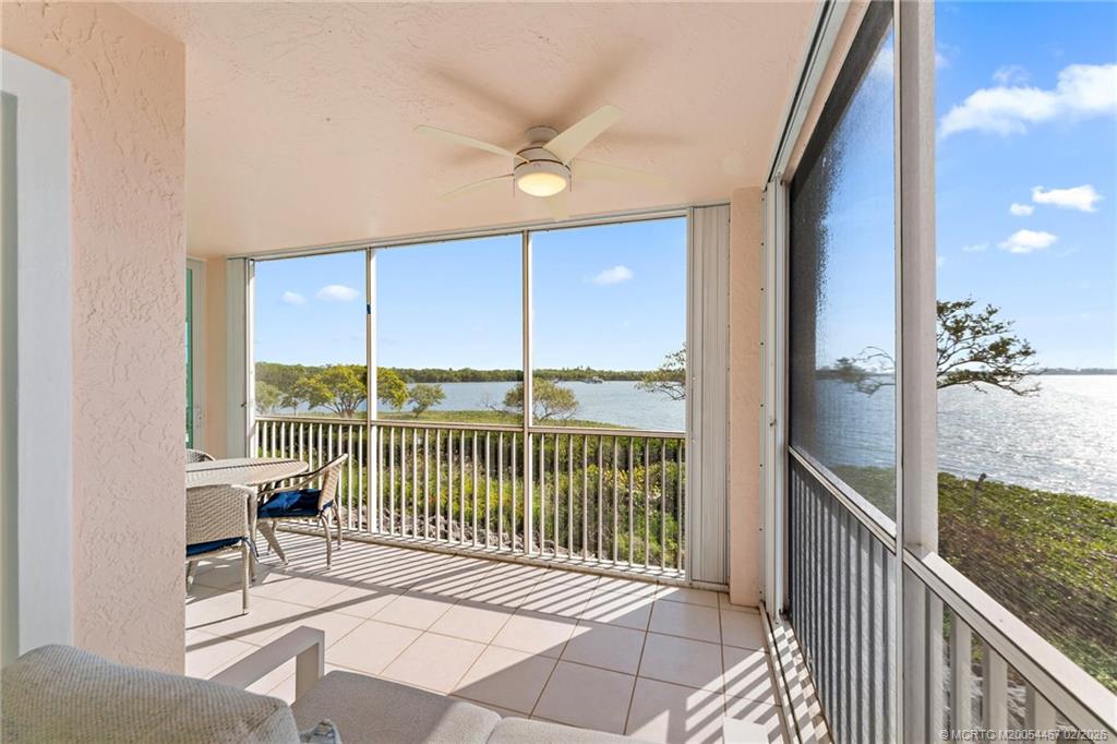 5800 NE Island Cove Way 2202
