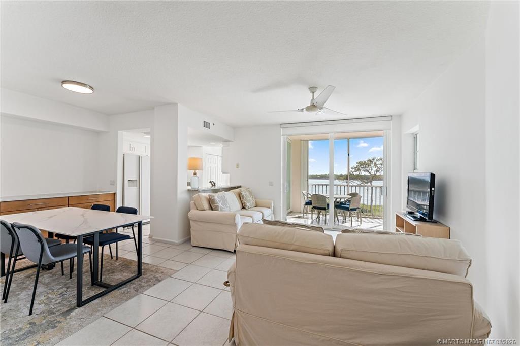 5800 NE Island Cove Way 2202