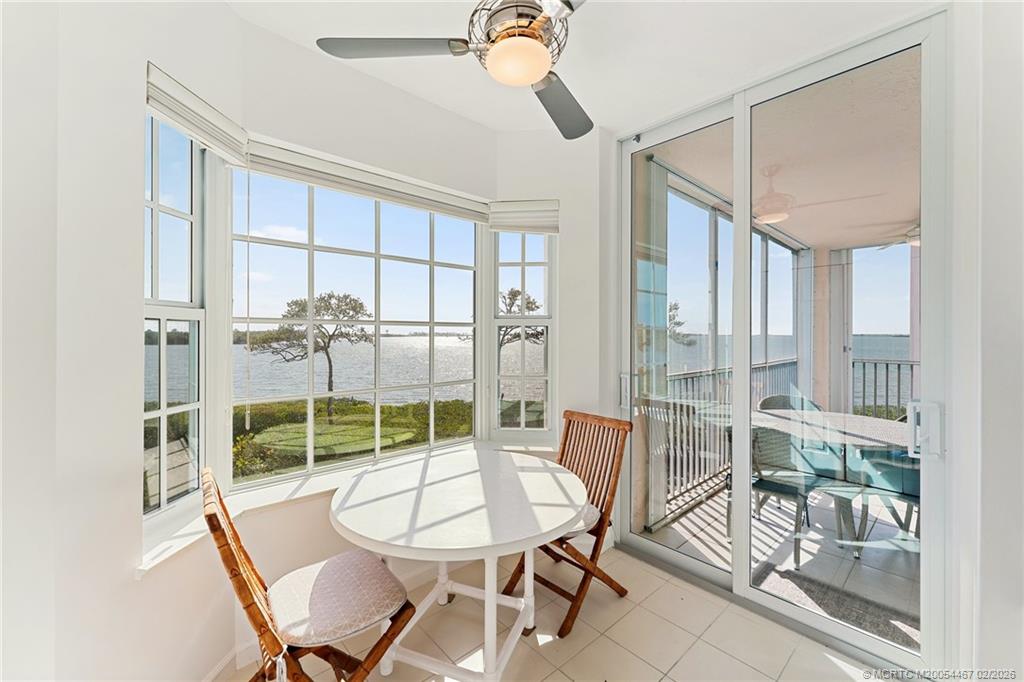 5800 NE Island Cove Way 2202