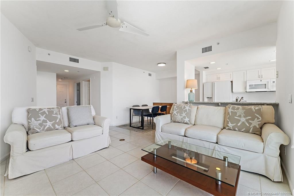 5800 NE Island Cove Way 2202