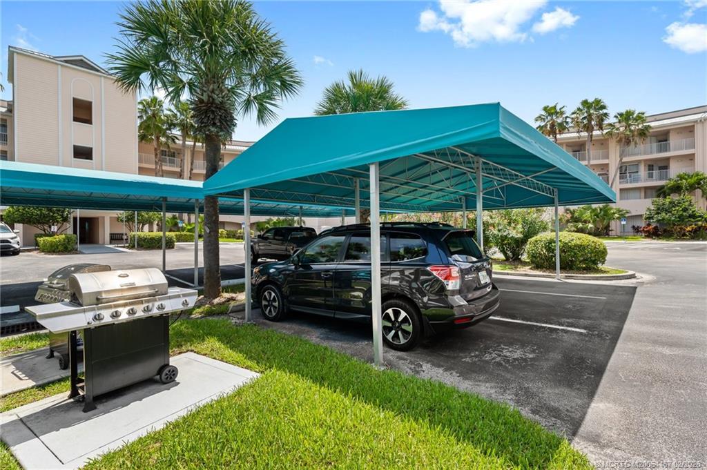 5800 NE Island Cove Way 2202