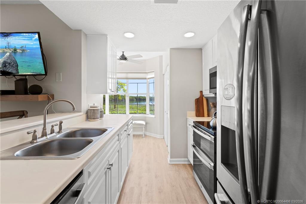 5799 NE Island Cove Way 1106