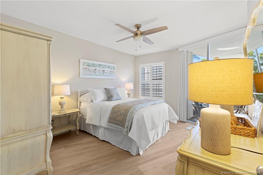 5799 NE Island Cove Way 1106