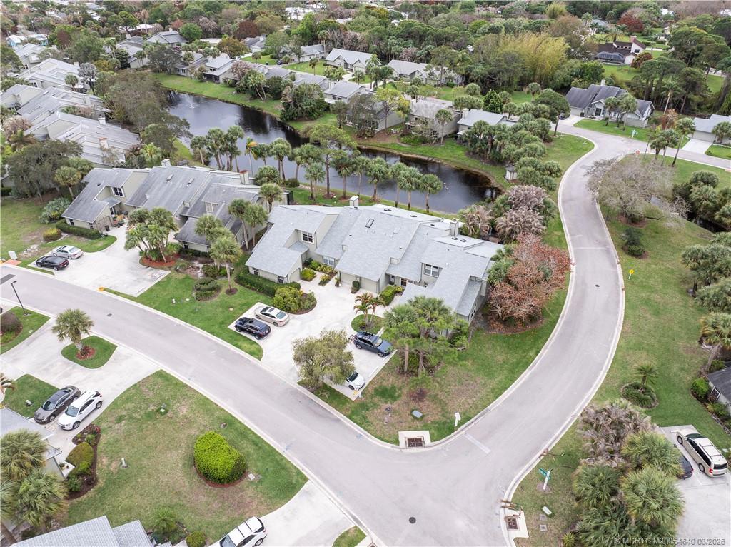 3293 NE Holly Creek Drive