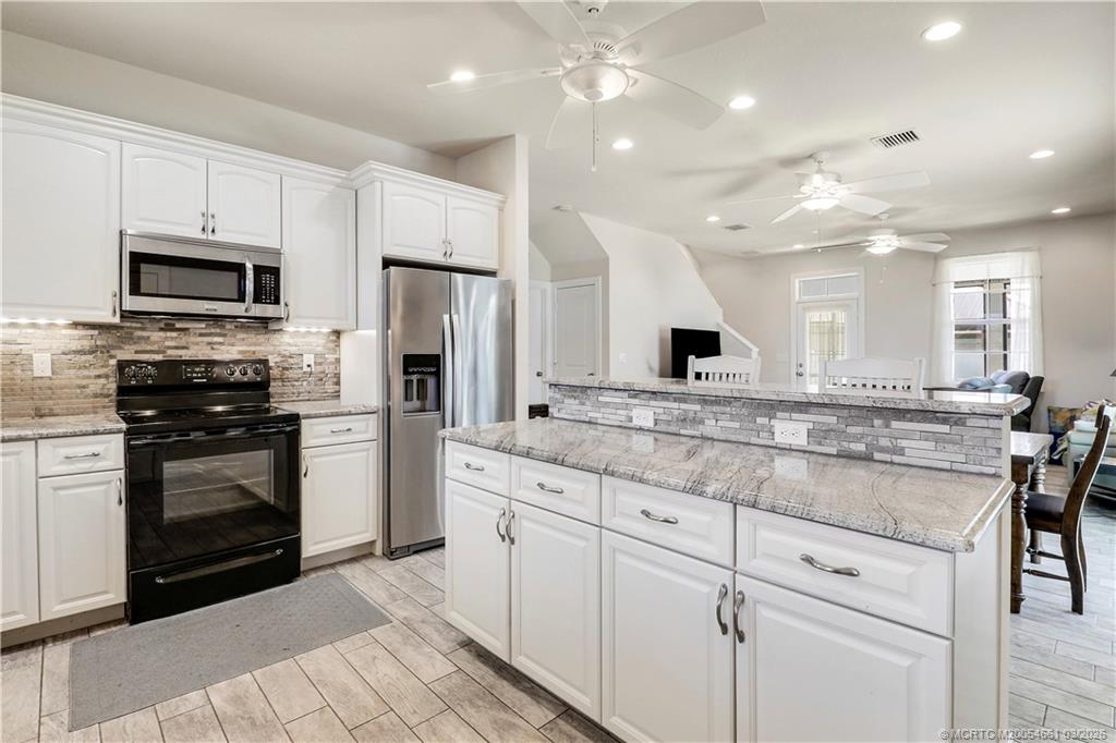 5352 SE Nassau Terrace