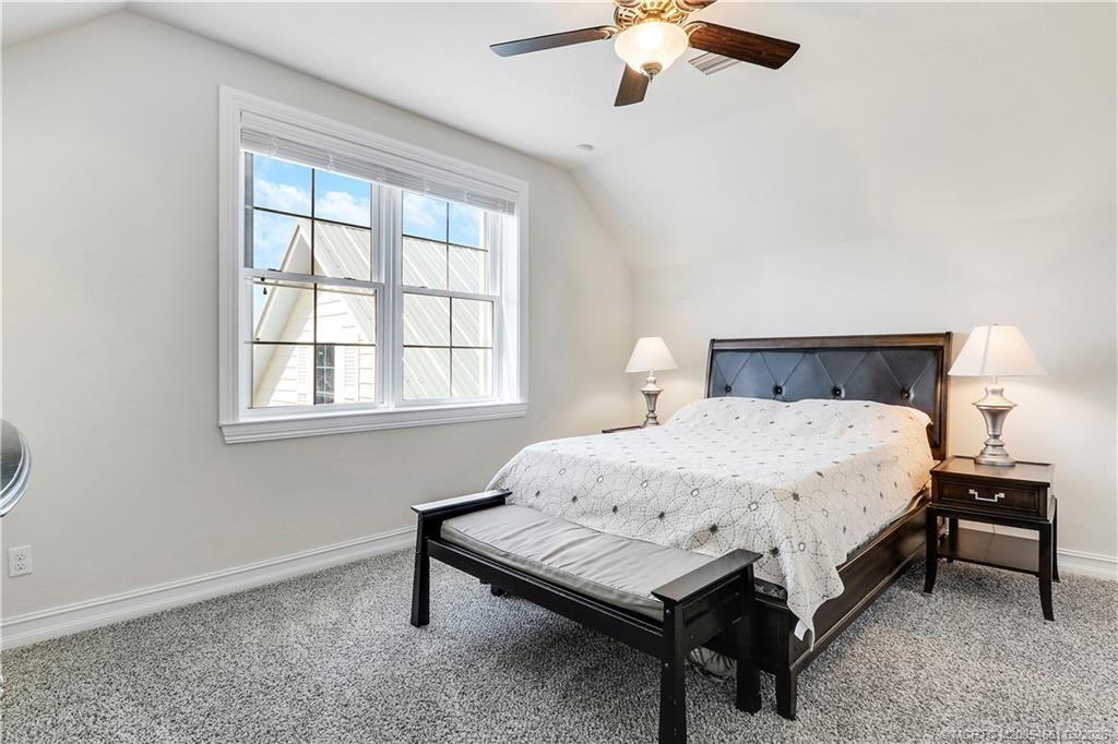 5352 SE Nassau Terrace