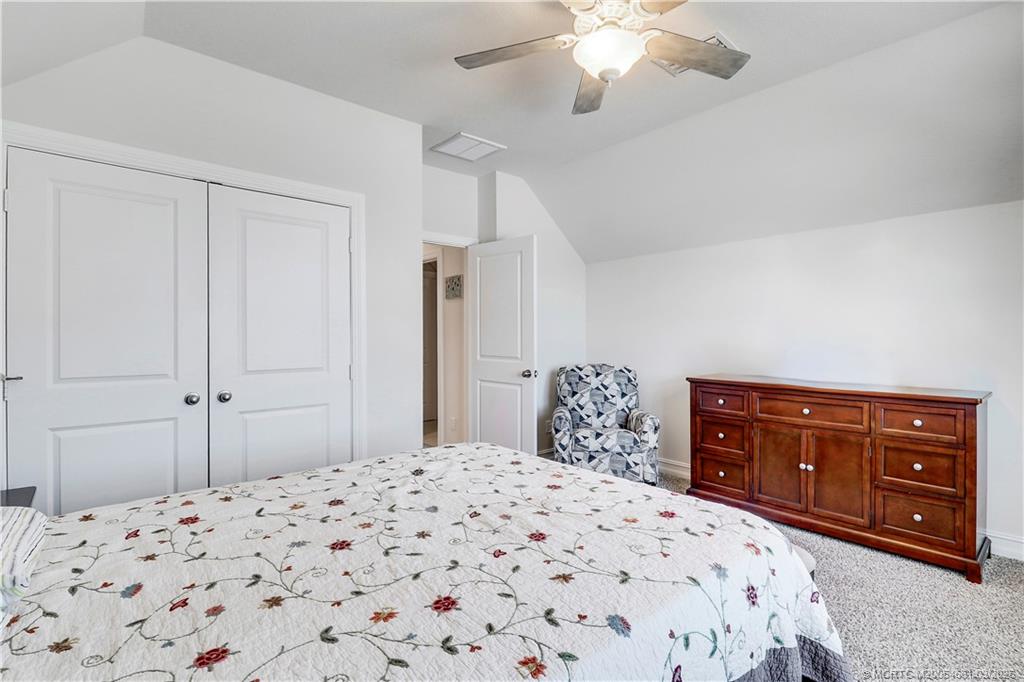 5352 SE Nassau Terrace