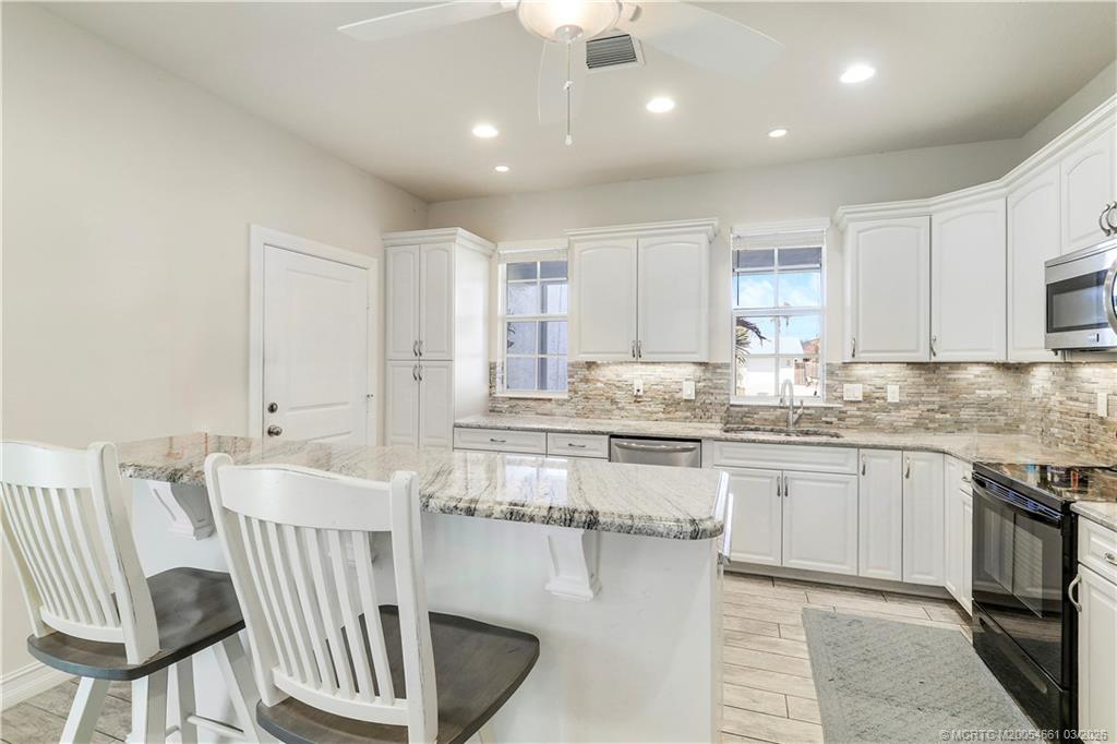 5352 SE Nassau Terrace