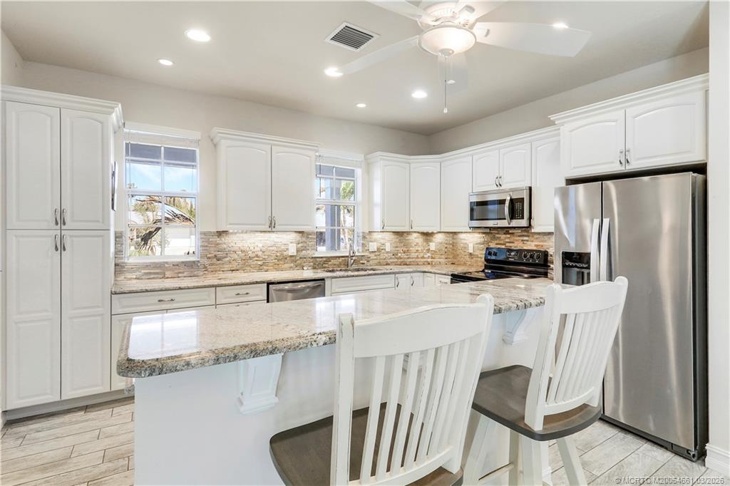 5352 SE Nassau Terrace