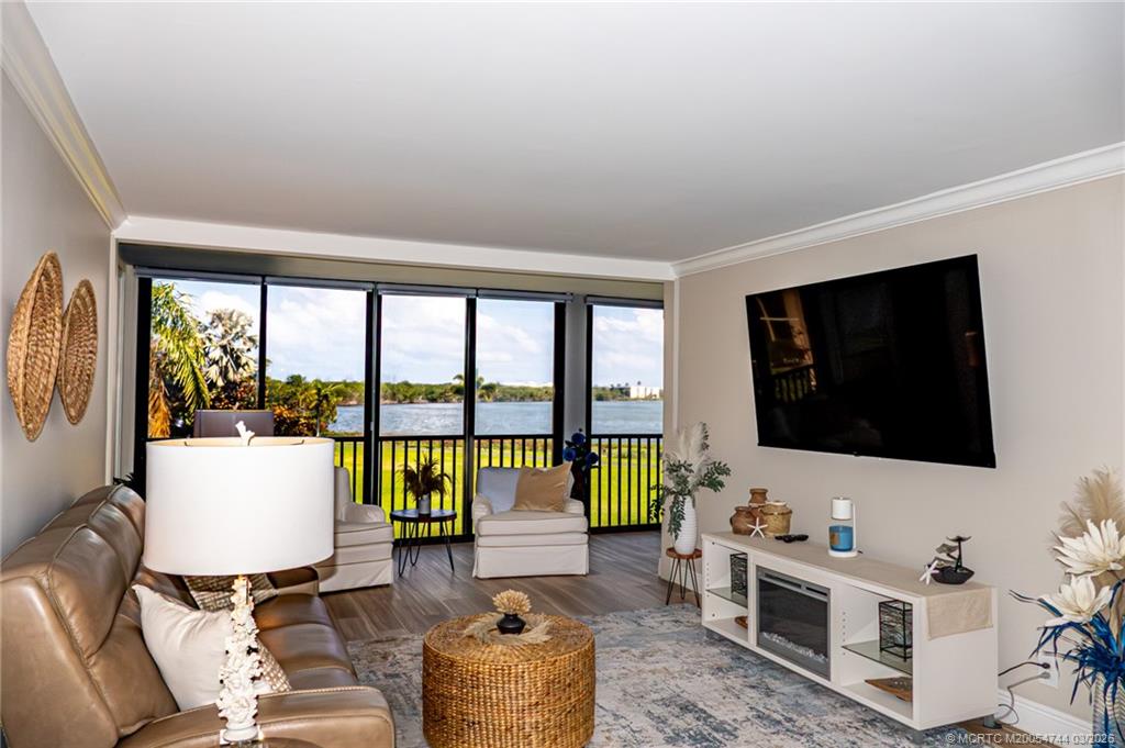 3482 NE Causeway Blvd 2-203